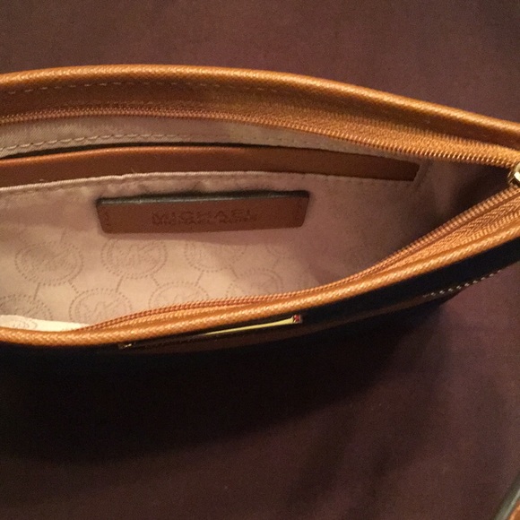 Michael Kors Blue Nylon Wristlet - Picture 6 of 8